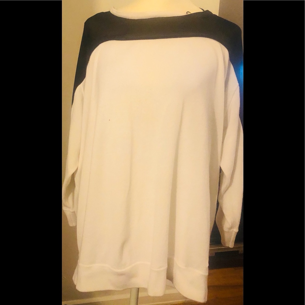 Micheal Kors women’s black and white sweater